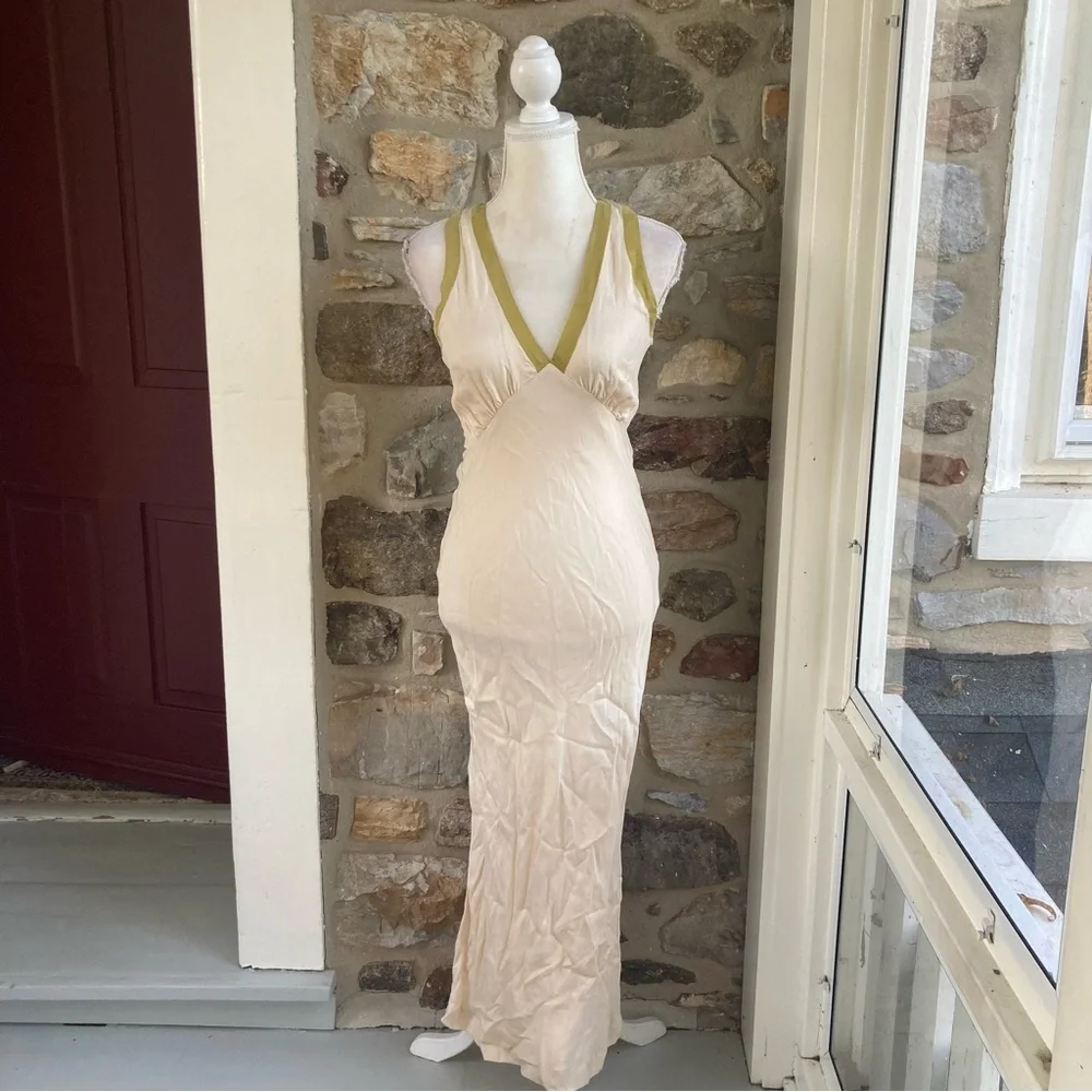 NWT Mon Renn Dress - Picture 2 of 13